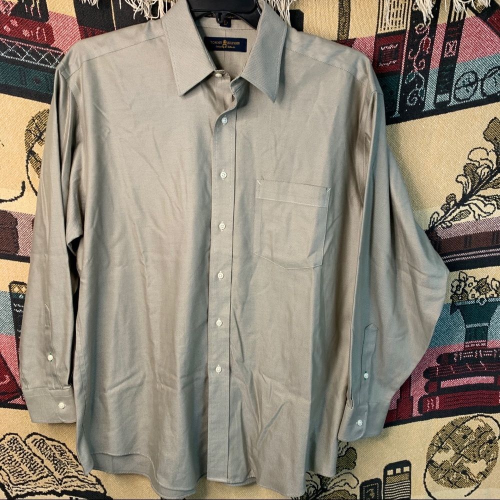 Tommy Hilfiger Dress Shirt Size 16.5   L34
